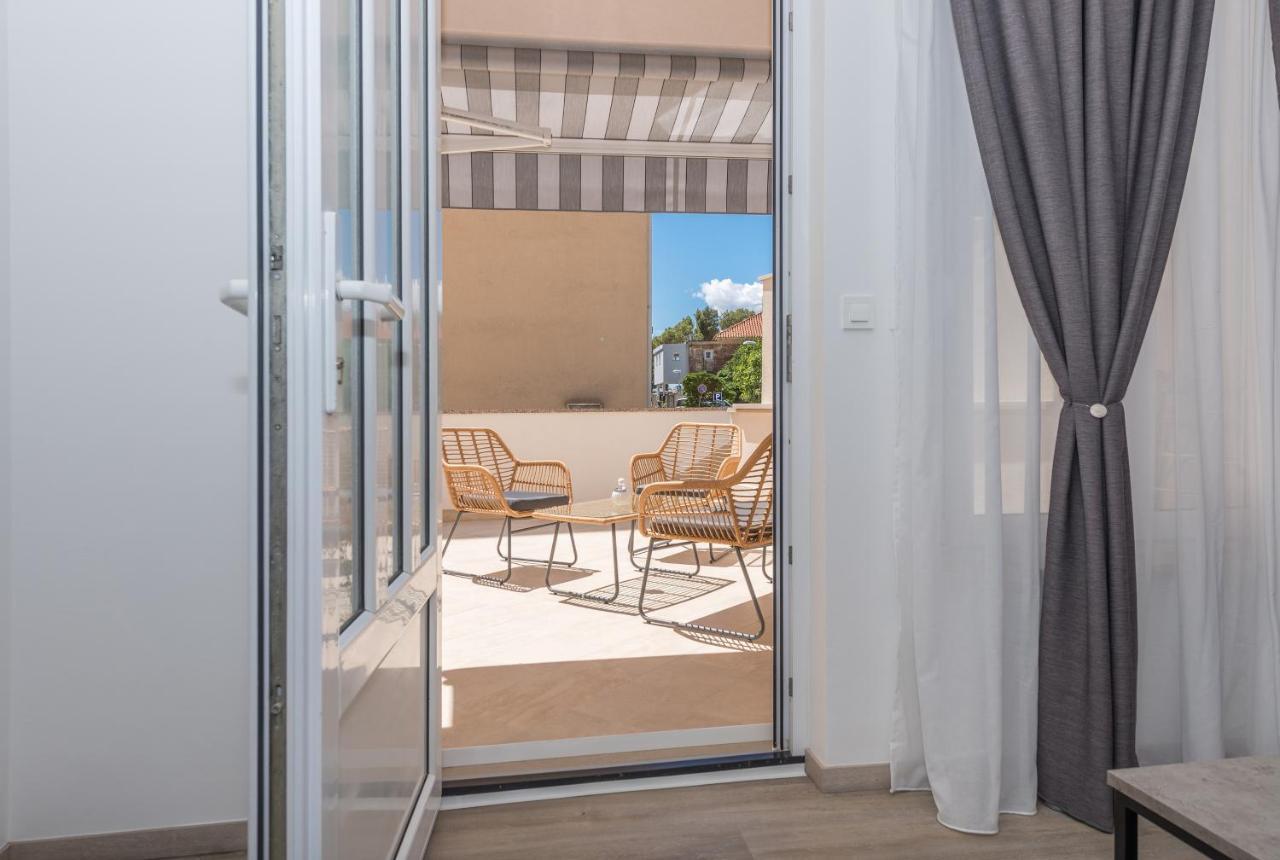 Apartments By The Sea Makarska - 19134 Exterior foto