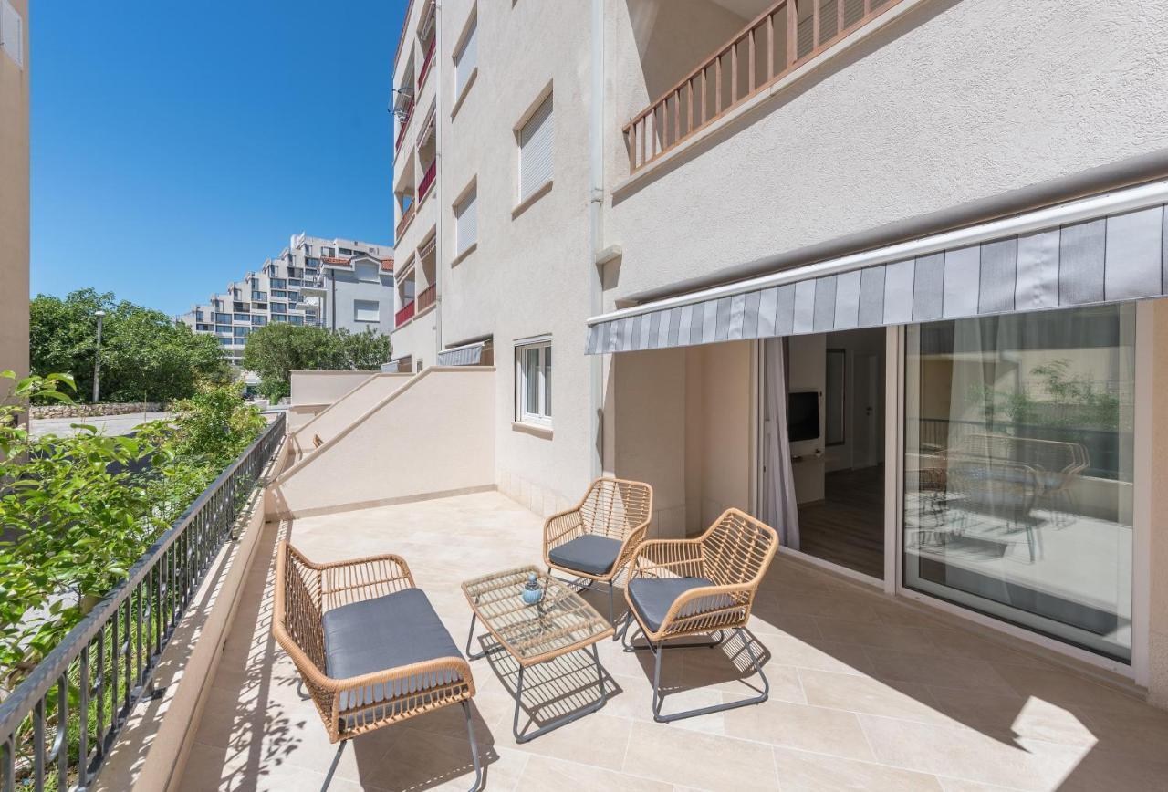 Apartments By The Sea Makarska - 19134 Exterior foto