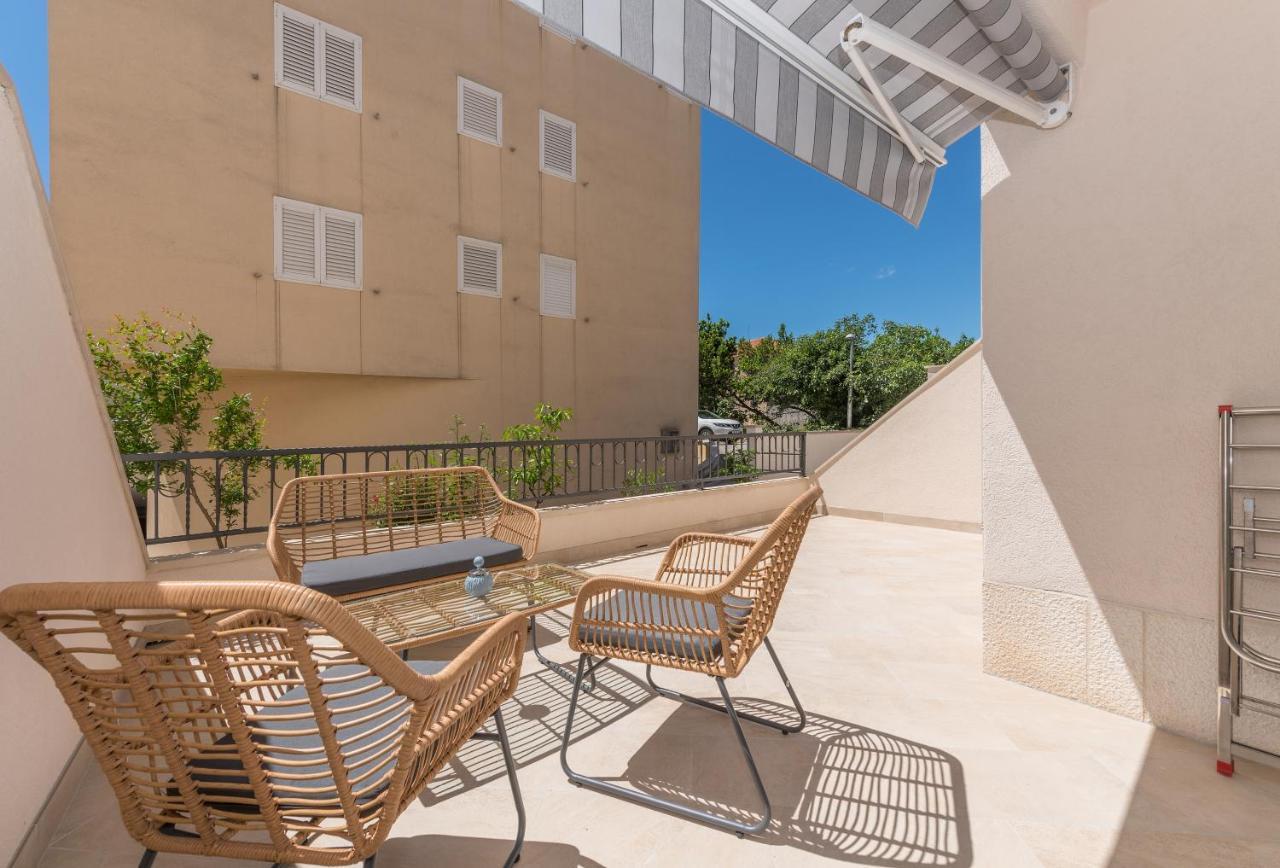 Apartments By The Sea Makarska - 19134 Exterior foto